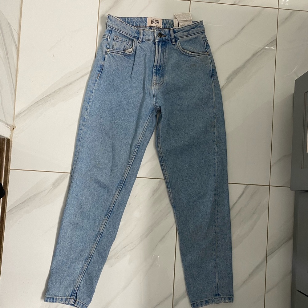 Zara TRF Mom Jeans